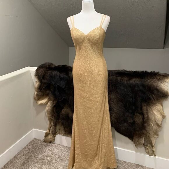 New  Sleeveless Sparkly Sequined  Evening Dress - Picture 2 of 12